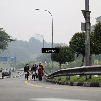 Runner Photo 7039271
