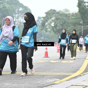 Runner Photo 7039276