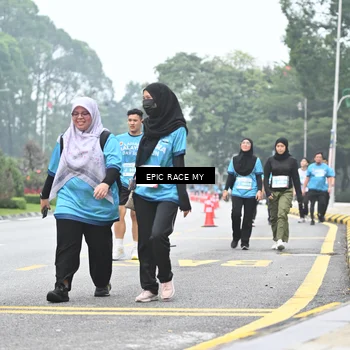 Runner Photo 7039278