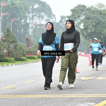 Runner Photo 7039279