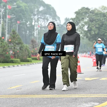 Runner Photo 7039285