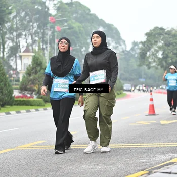 Runner Photo 7039290