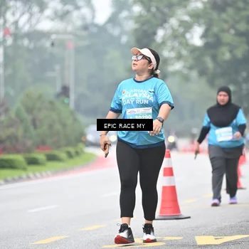 Runner Photo 7039297