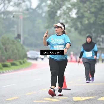 Runner Photo 7039299