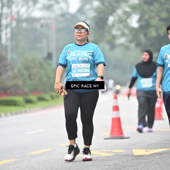 Runner Photo 7039305