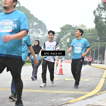 Runner Photo 7039331