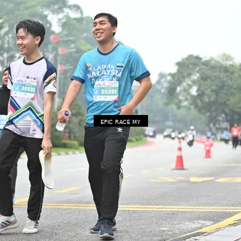 Runner Photo 7039344