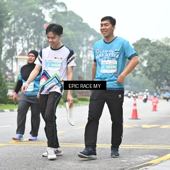 Runner Photo 7039347