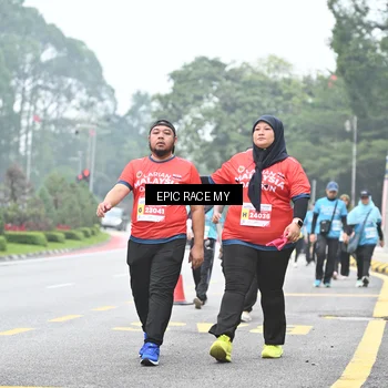 Runner Photo 7039355