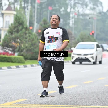 Runner Photo 7039356