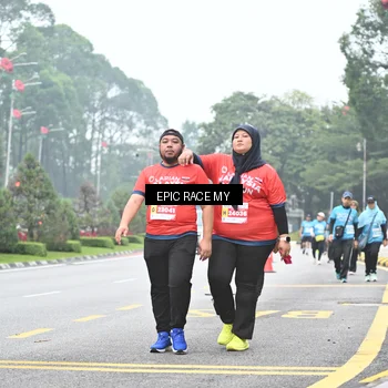 Runner Photo 7039362