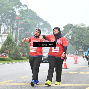 Runner Photo 7039367