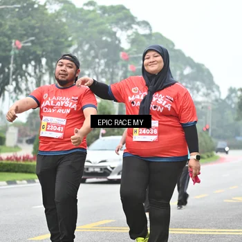 Runner Photo 7039378