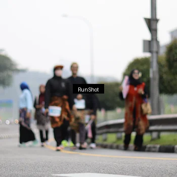 Runner Photo 7039388