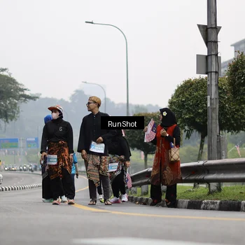 Runner Photo 7039396