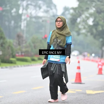 Runner Photo 7039403