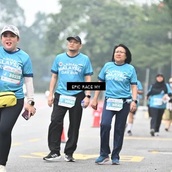 Runner Photo 7039415