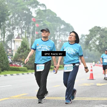 Runner Photo 7039419