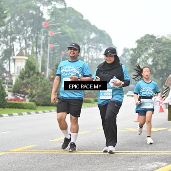 Runner Photo 7039430