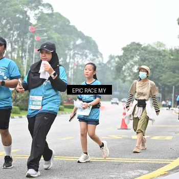 Runner Photo 7039431