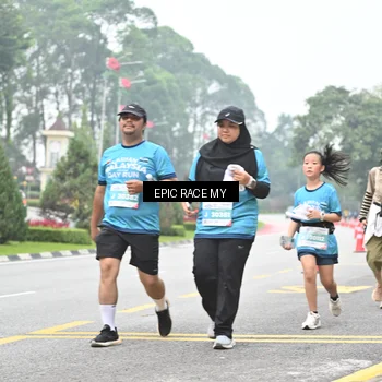 Runner Photo 7039433