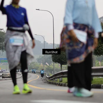 Runner Photo 7039437