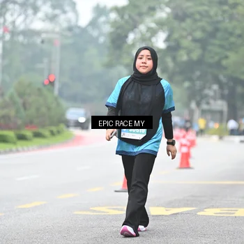Runner Photo 7039456