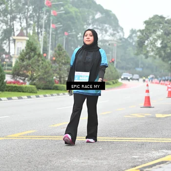 Runner Photo 7039463