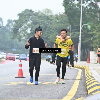 Runner Photo 7039477