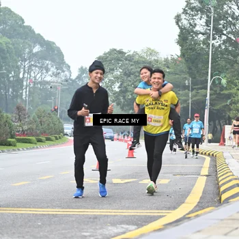 Runner Photo 7039486