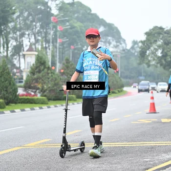 Runner Photo 7039498