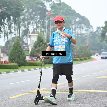 Runner Photo 7039501
