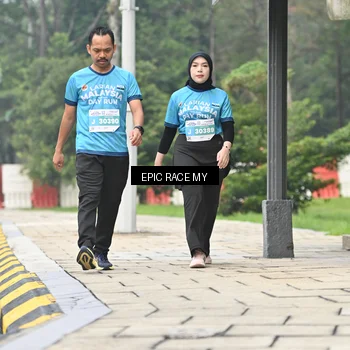 Runner Photo 7039535