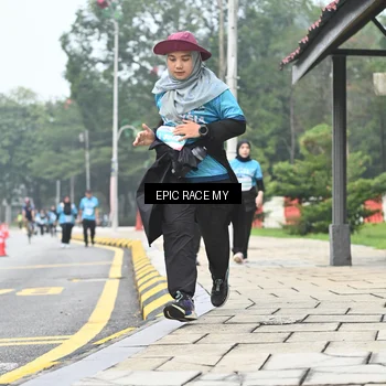 Runner Photo 7039538