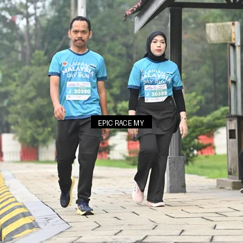 Runner Photo 7039540