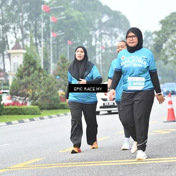 Runner Photo 7039544