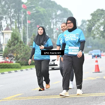 Runner Photo 7039546
