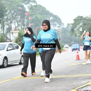 Runner Photo 7039549