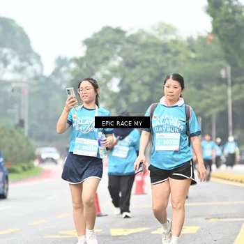 Runner Photo 7039554