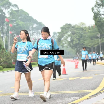Runner Photo 7039565
