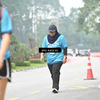 Runner Photo 7039568