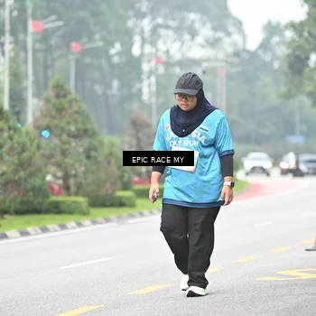 Runner Photo 7039573