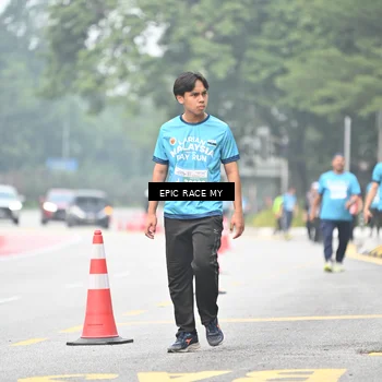 Runner Photo 7039580
