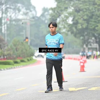 Runner Photo 7039590