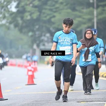 Runner Photo 7039599