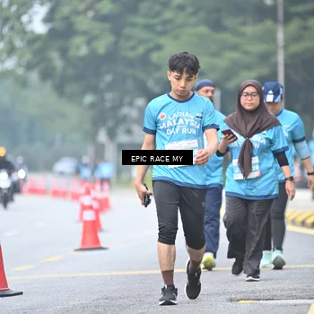 Runner Photo 7039603