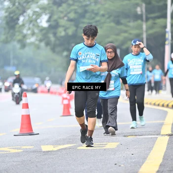 Runner Photo 7039612