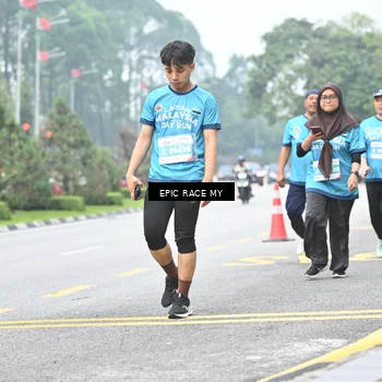 Runner Photo 7039615