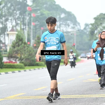 Runner Photo 7039622