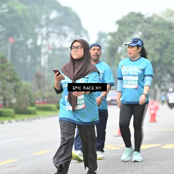 Runner Photo 7039627